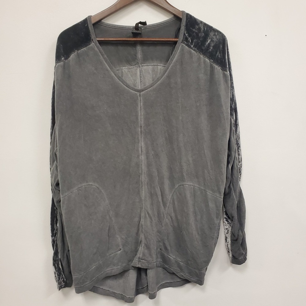 XCVI Womens Long Drop Sleeve V Neck Velvet Top Size S Gray Grunge Emo Oversized